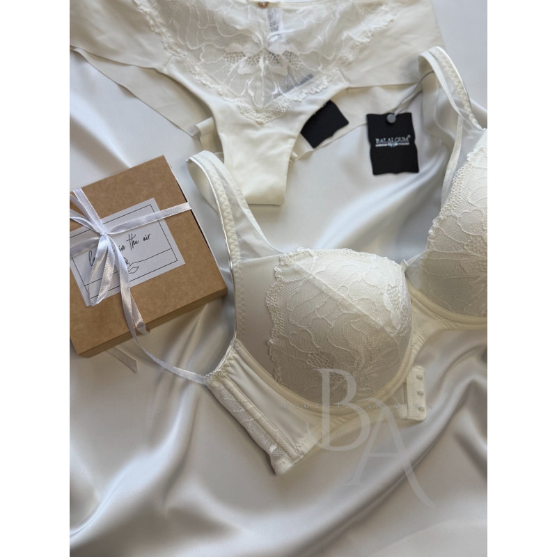 Комплект жіночої спідньої білизни Balaloum  9476 молочний