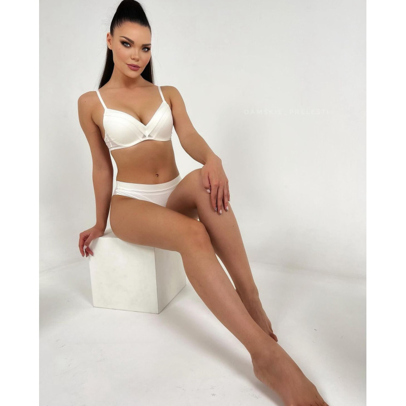 Комплект жіночої спідньої білизни Balaloum 9425 молочний Комплект жіночої спідньої білизни Balaloum 9425 молочний